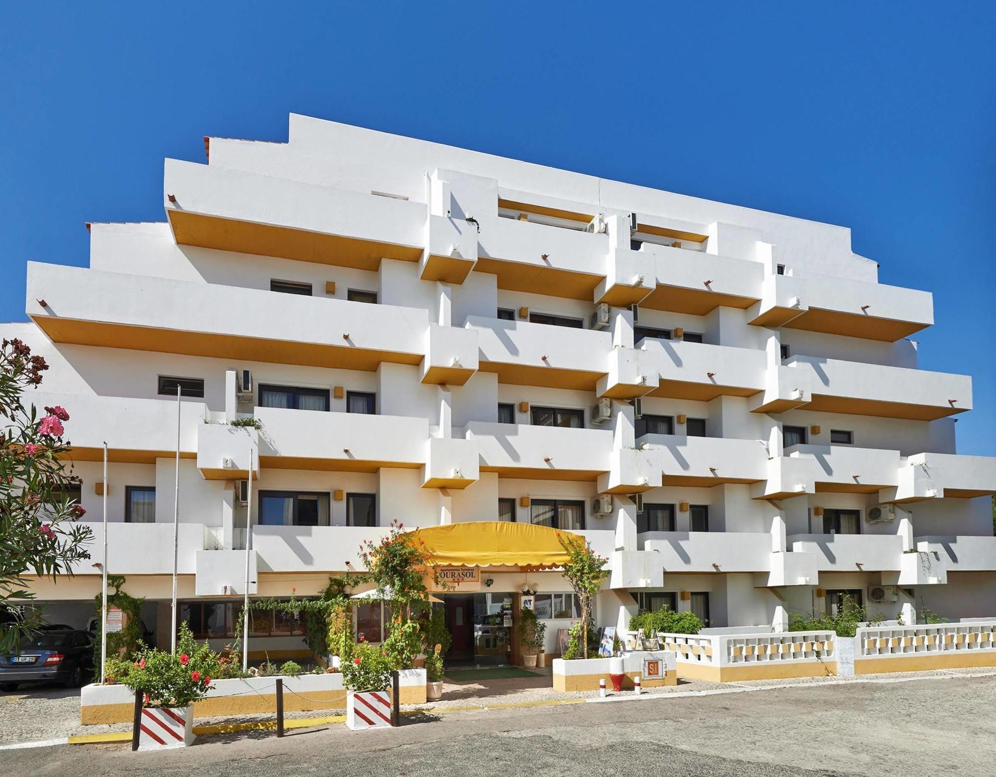 אלבופיירה Cheerfulway Ouravista Apartamentos מראה חיצוני תמונה